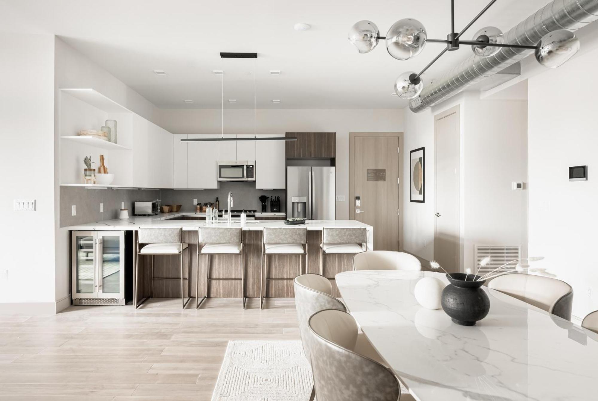 Luxurious Escape - Walk To Empower Field - Tesoro Villa Denver Luaran gambar